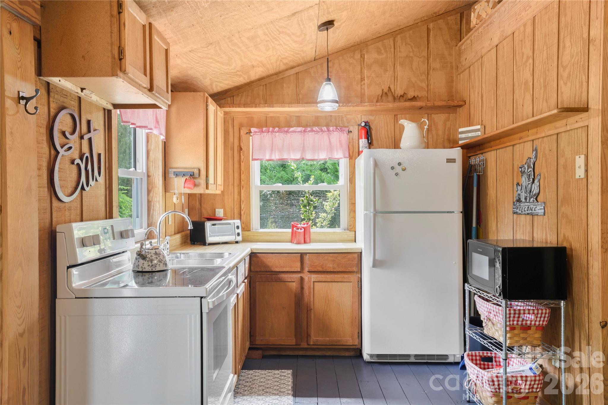 645 West Fork Creek Road Saluda, NC 28773 - Photo 36 of 48