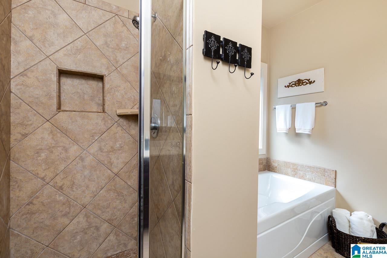 1196 Grants Way Birmingham, AL 35210 - Photo 22 of 32