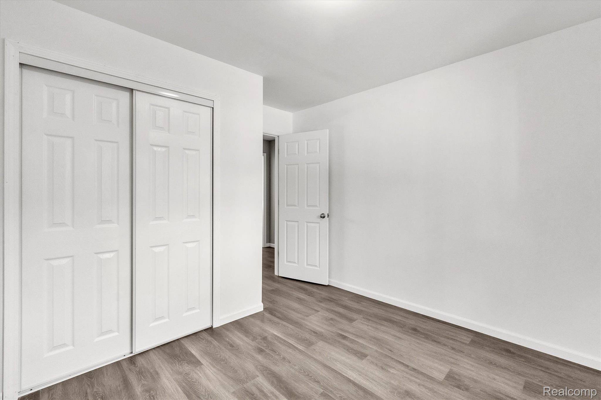 5967 Murphy Lake Road Millington, MI 48746 - Photo 13 of 28 Gallery Image 13