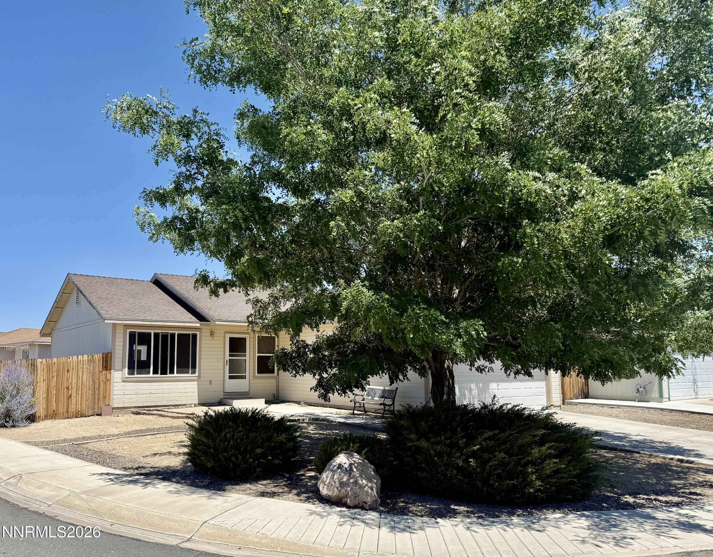 310 Emigrant Way Fernley, NV 89408 - Photo 1 of 16 IMG_7675
