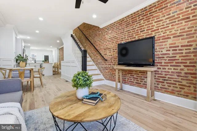 $565,000 | 808 South Highland Avenue, Baltimore, MD 21224