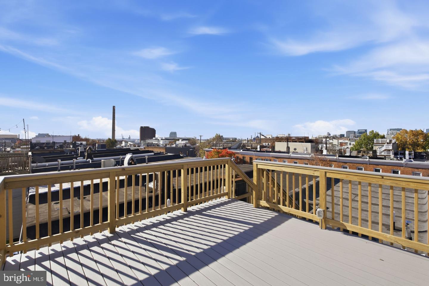 808 South Highland Avenue Baltimore, MD 21224 - Photo 6 of 6 a view of city from roof deck