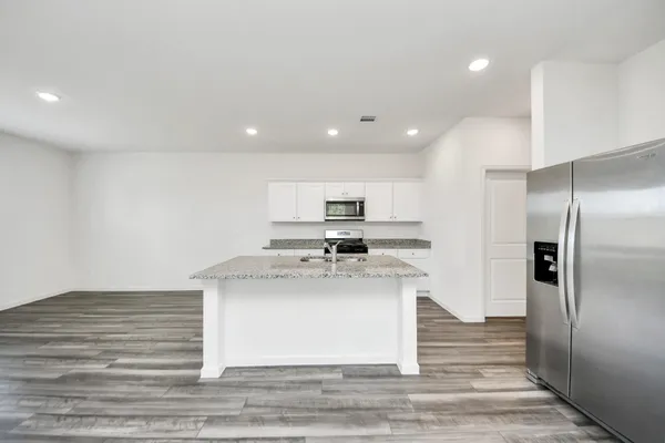 $2,520 | 10303 Rose Mar Drive, Unit A, Rosharon, TX 77583