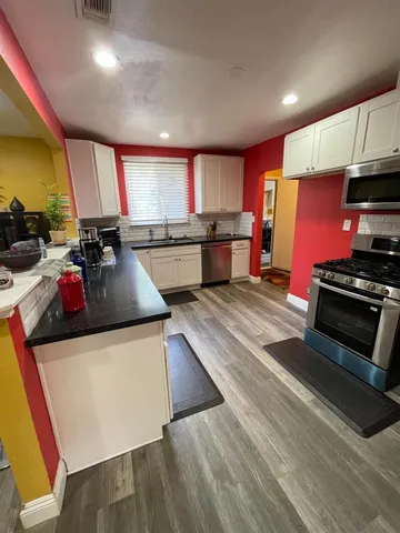 $399,999 | 3740 26th Avenue, Sacramento, CA 95820