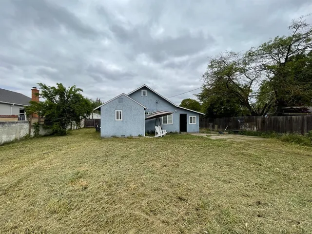 $399,999 | 3740 26th Avenue, Sacramento, CA 95820