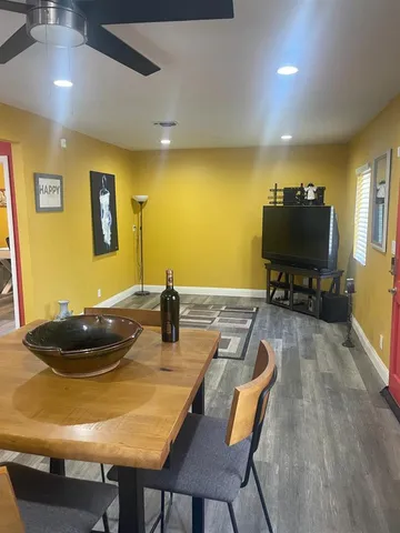 $399,999 | 3740 26th Avenue, Sacramento, CA 95820