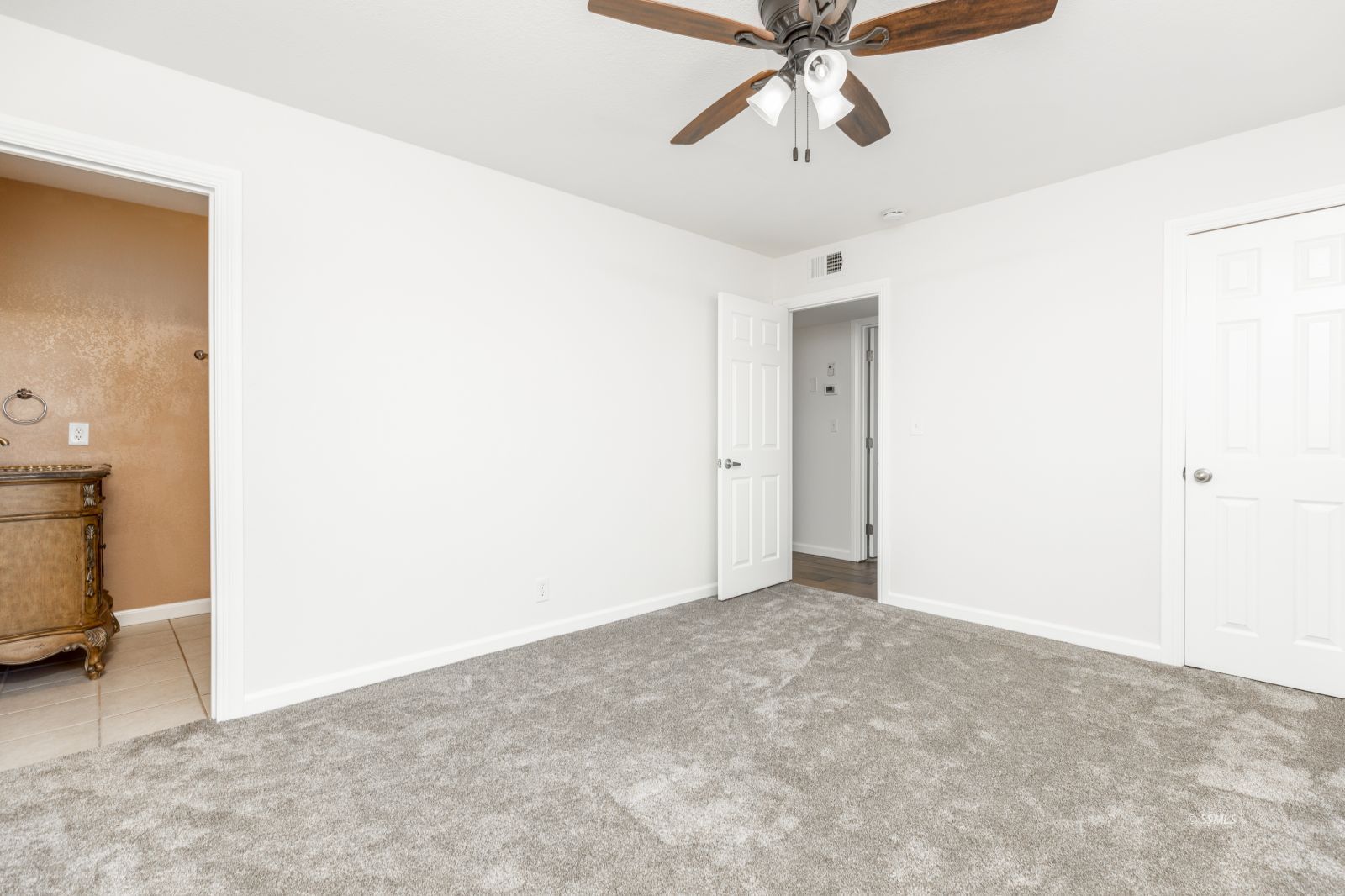 1425 Mayo Street Ridgecrest, CA 93555 - Photo 16 of 28 a view of an empty room