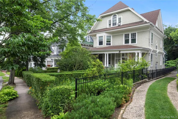 $789,000 | 97 Belvedere Drive, Yonkers, NY 10705