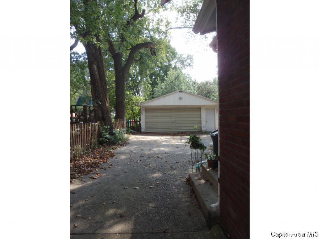 1324 West Governor Street Springfield, IL 62704 - Photo 29 of 32 Gallery Image 29