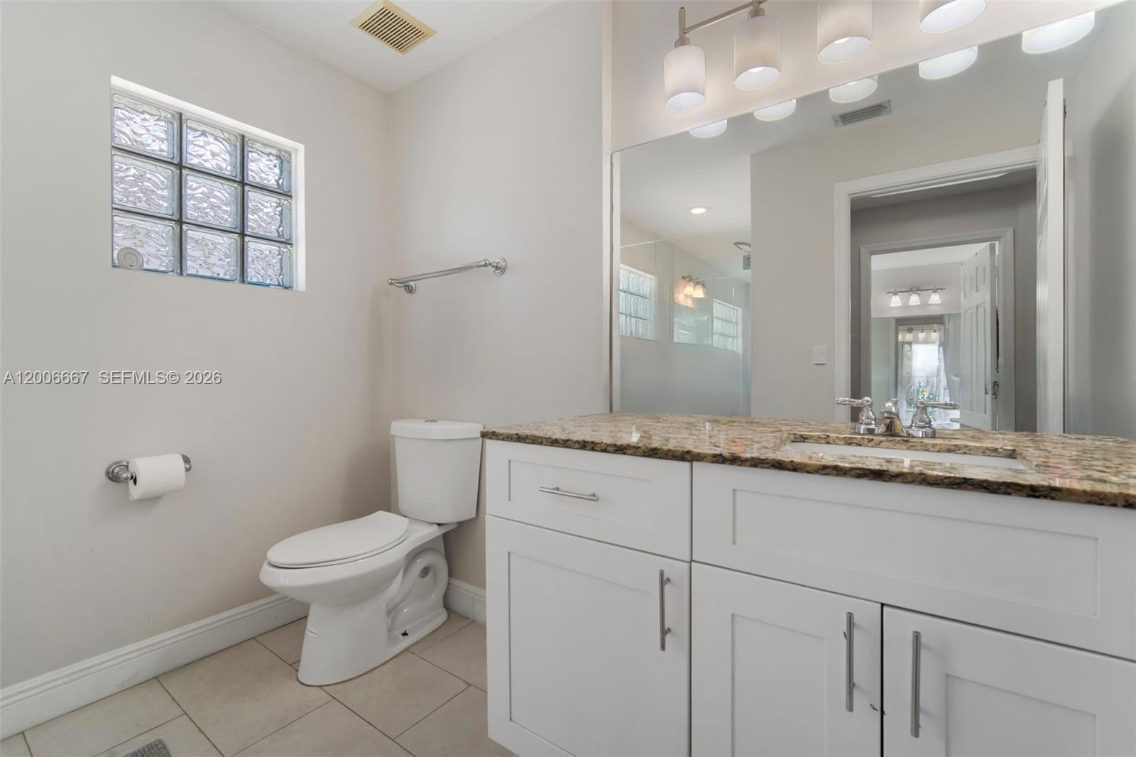 1225 Rose Gate Boulevard Riviera Beach, FL 33404 - Photo 20 of 31