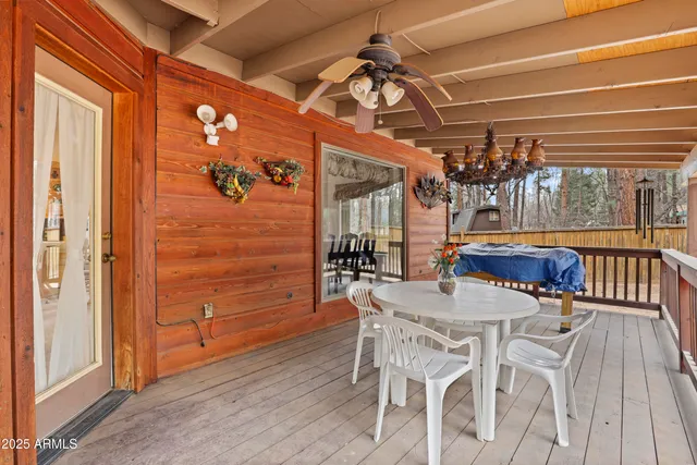 a view of outdoor space yard and patio