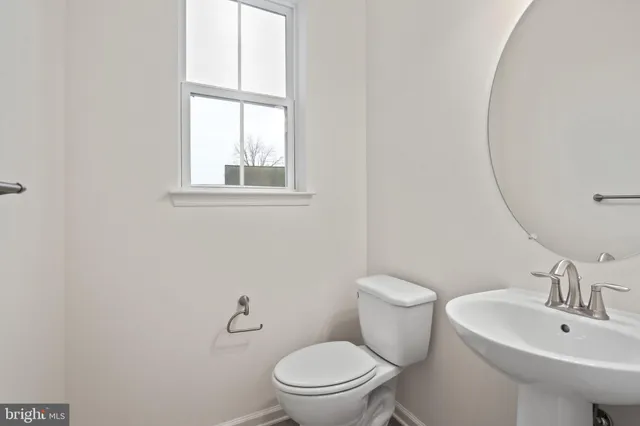 $3,200 | 8262 Longford Road, Glen Burnie, MD 21061