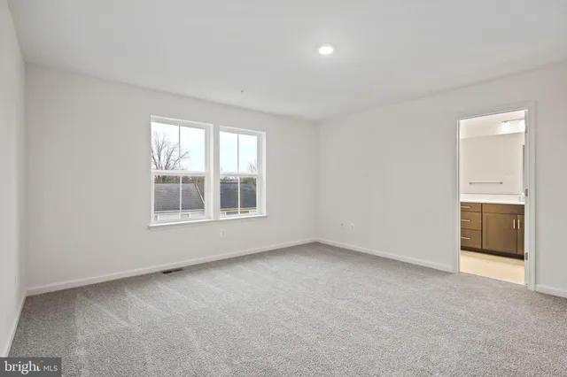 $3,200 | 8262 Longford Road, Glen Burnie, MD 21061