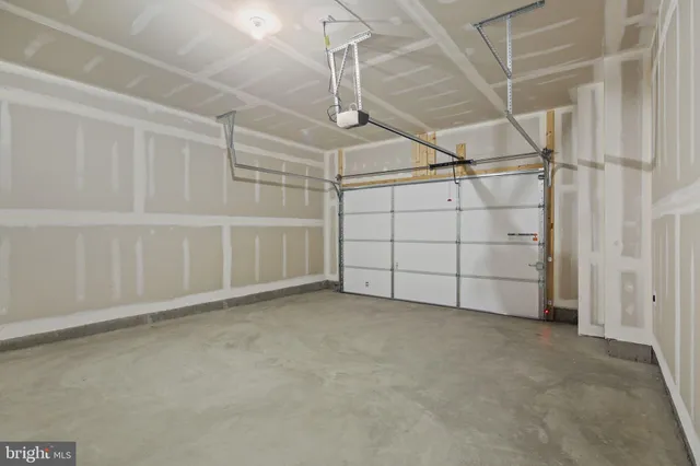 $3,200 | 8262 Longford Road, Glen Burnie, MD 21061