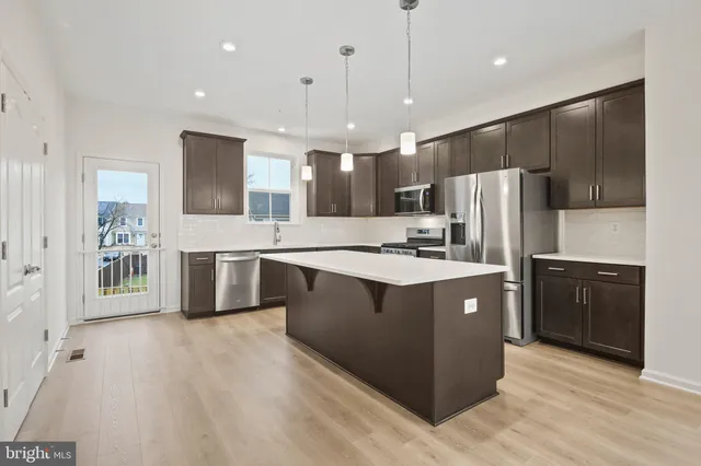 $3,200 | 8262 Longford Road, Glen Burnie, MD 21061