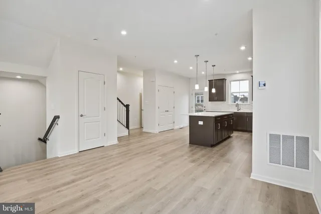 $3,200 | 8262 Longford Road, Glen Burnie, MD 21061