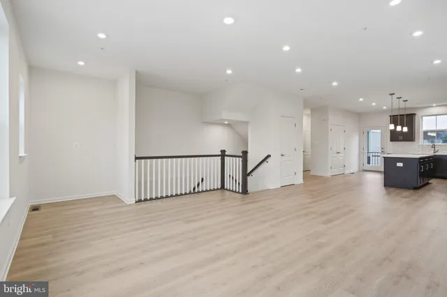 $3,200 | 8262 Longford Road, Glen Burnie, MD 21061