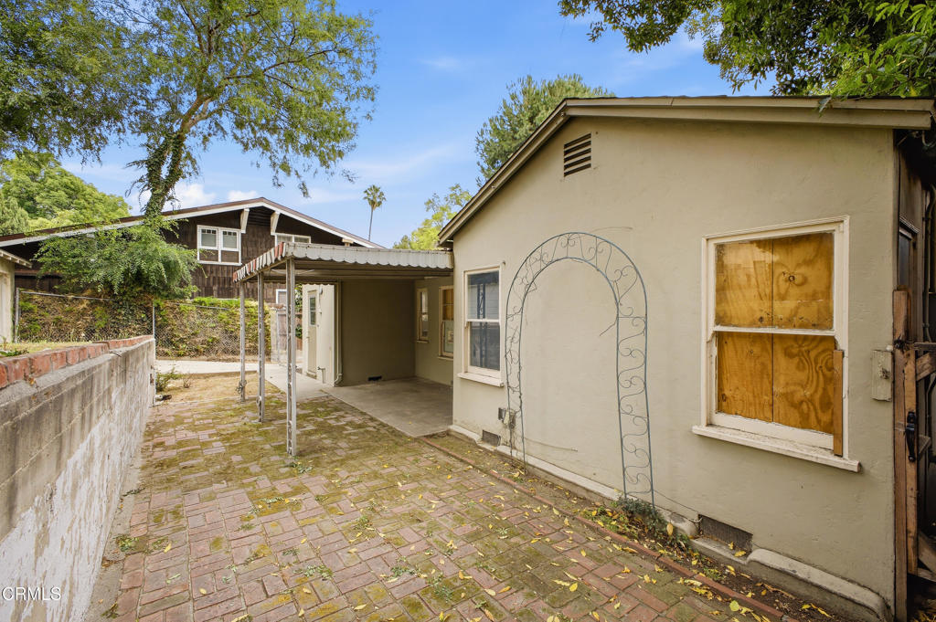 822 Valley View Road South Pasadena, CA 91030 - Photo 10 of 13 10 - Valley View (822)