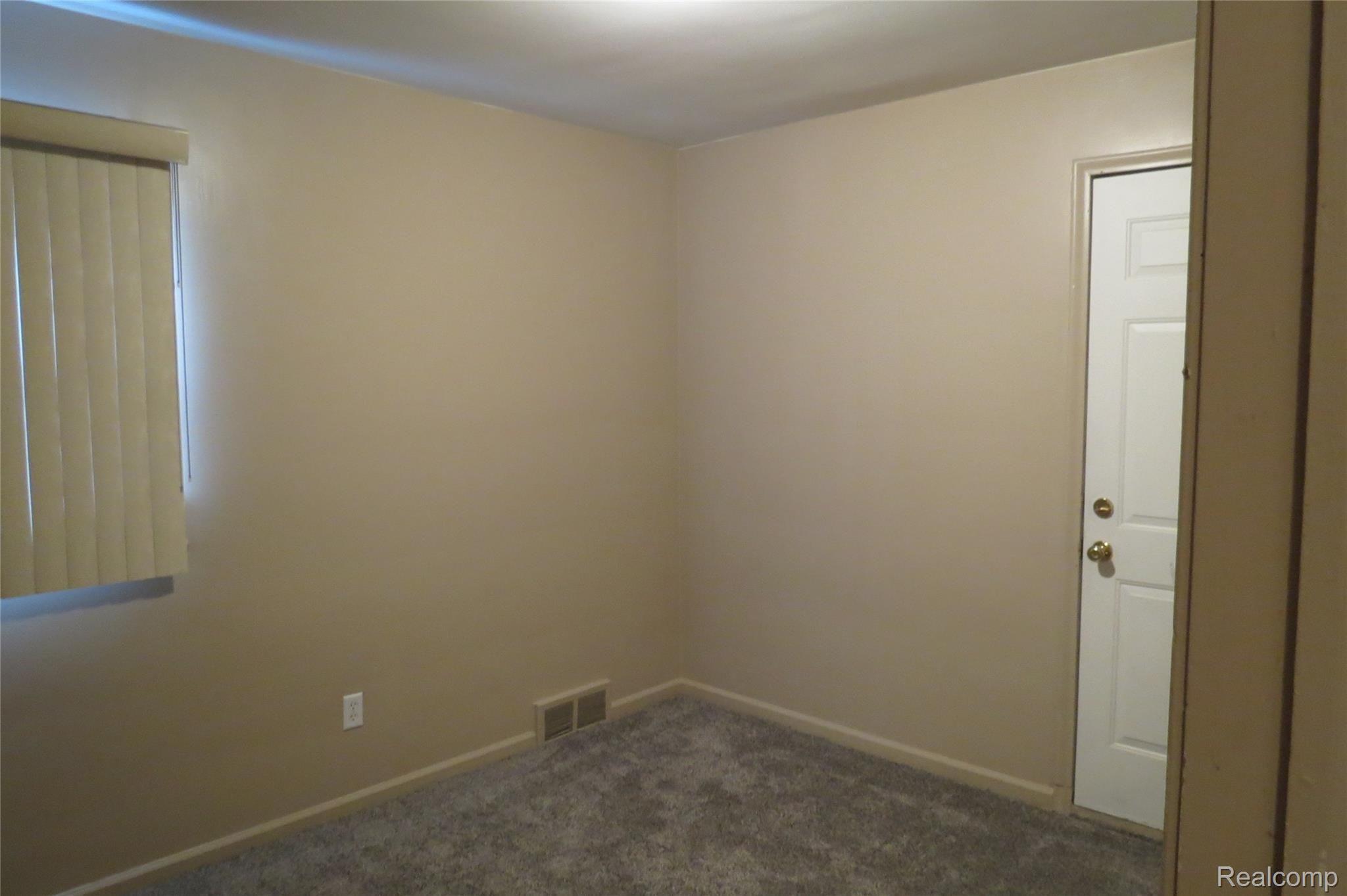 20547 Annchester Road Detroit, MI 48219 - Photo 12 of 17 IMG_6192.JPG