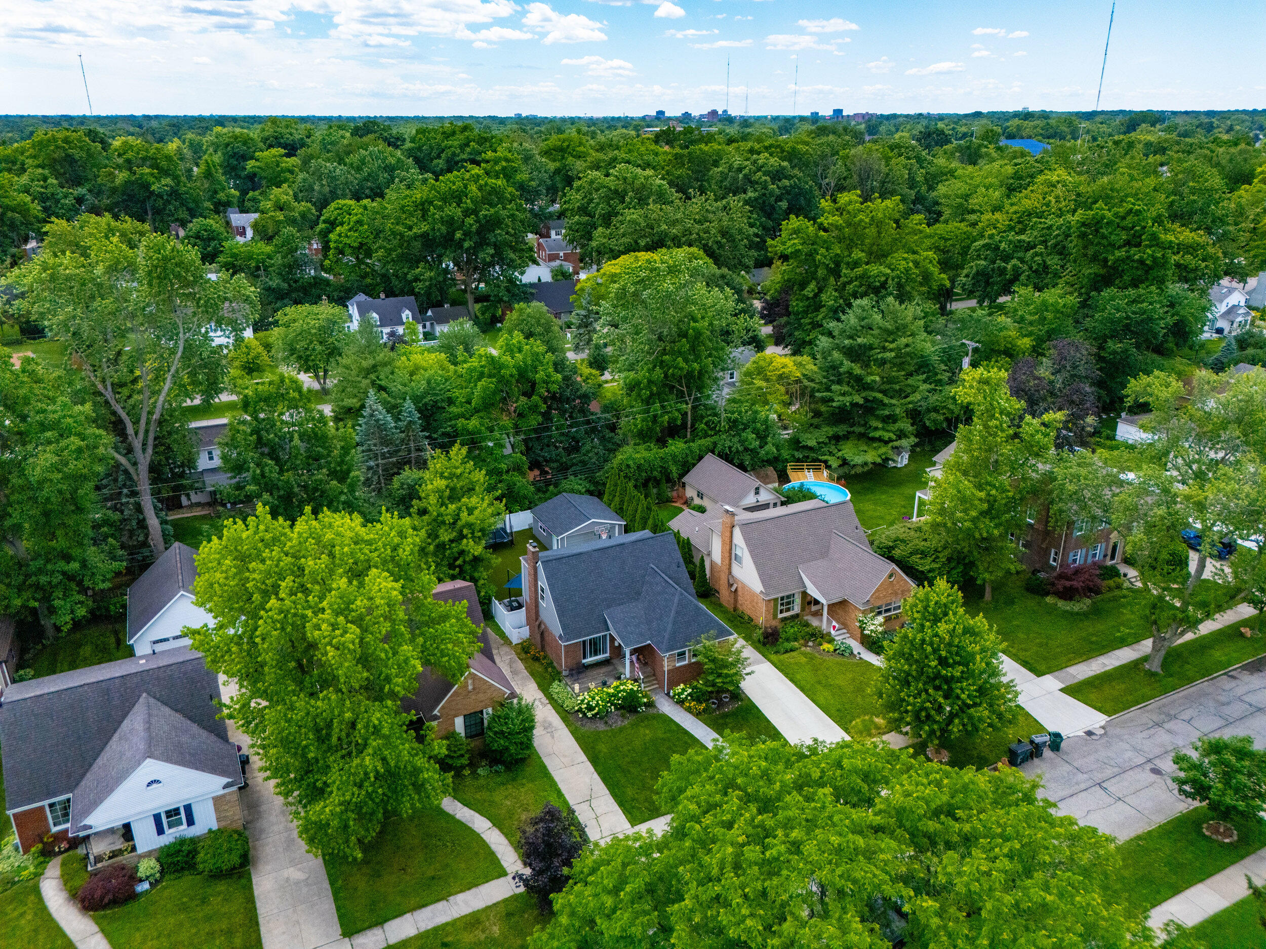 1921 Earlmont Road Berkley, MI 48072 - Photo 42 of 42 46_drone-6