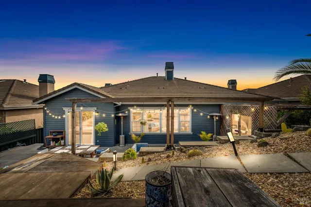 $1,530,000 | 109 Pinheiro Circle, Novato, CA 94945