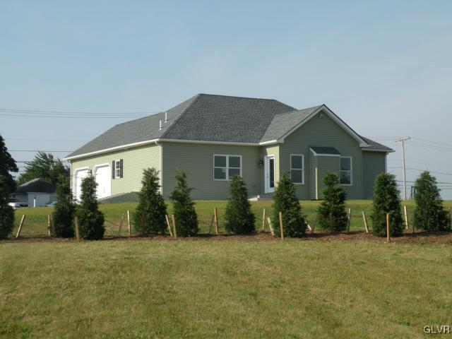 9489 Bachelor Road Kutztown, PA 19530 - Photo 2 of 20 Gallery Image 2