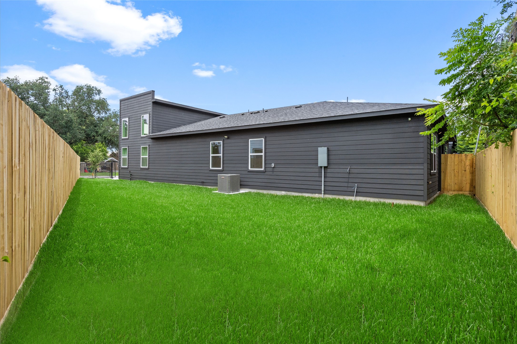 5602 Pershing Street Houston, TX 77033 - Photo 25 of 25