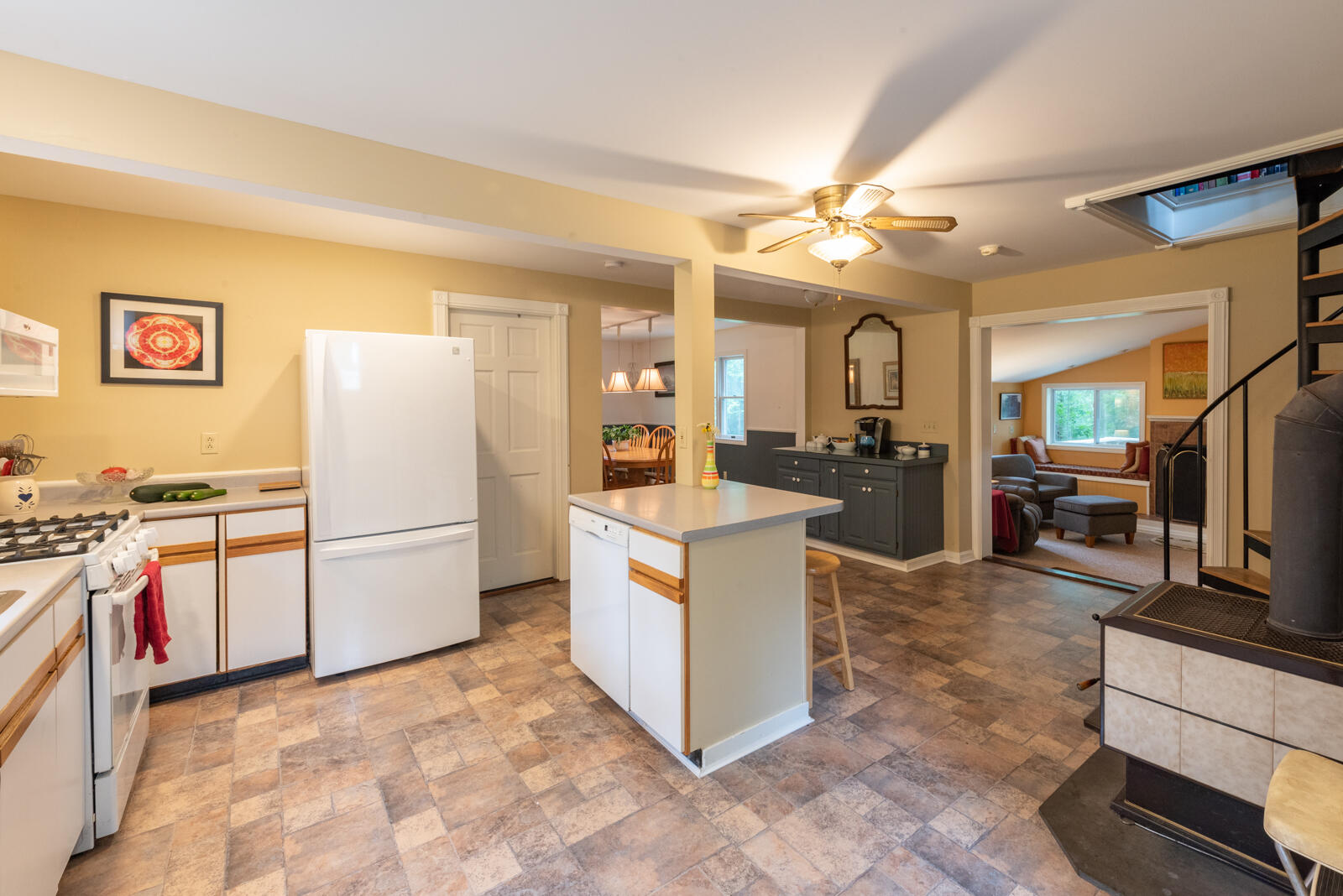 135 Knowles Road Belgrade, ME 04917 - Photo 12 of 81 lakehome_knowlesroad049
