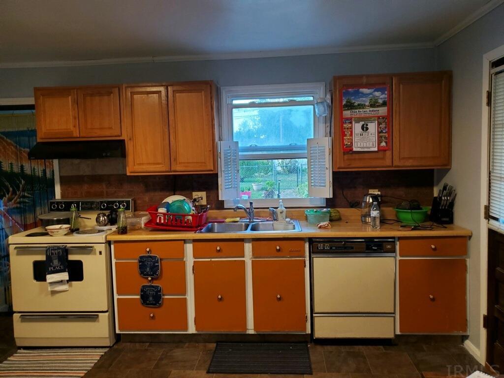 520 West Kem Road Marion, IN 46952 - Photo 7 of 13