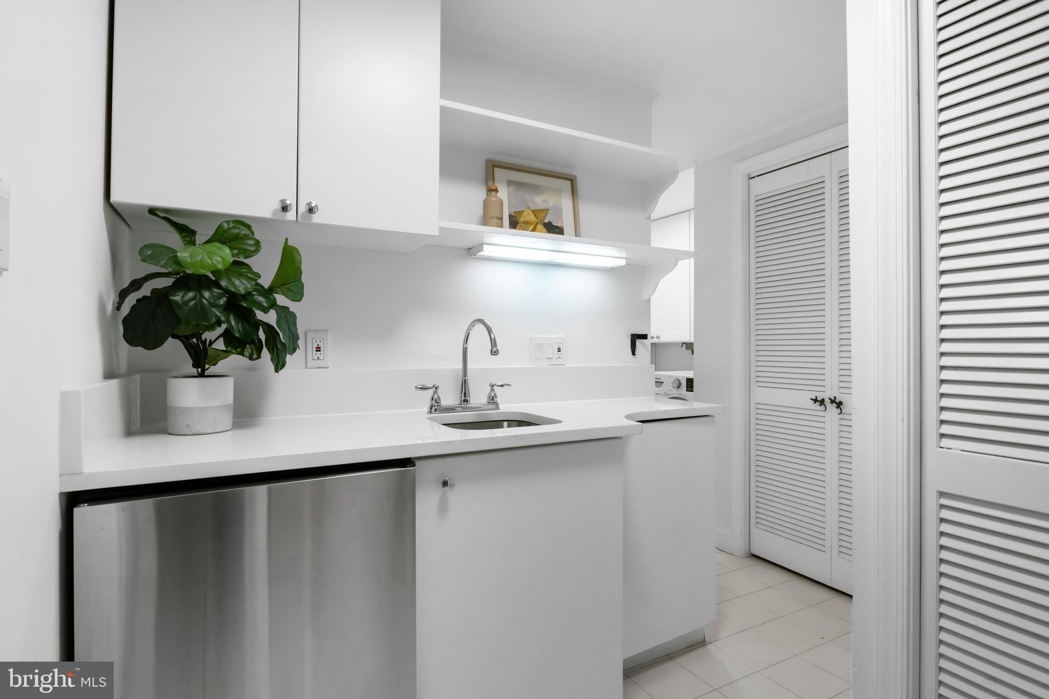 3320 R Street Northwest Washington, DC 20007 - Photo 40 of 48 In-law suite kitchenette