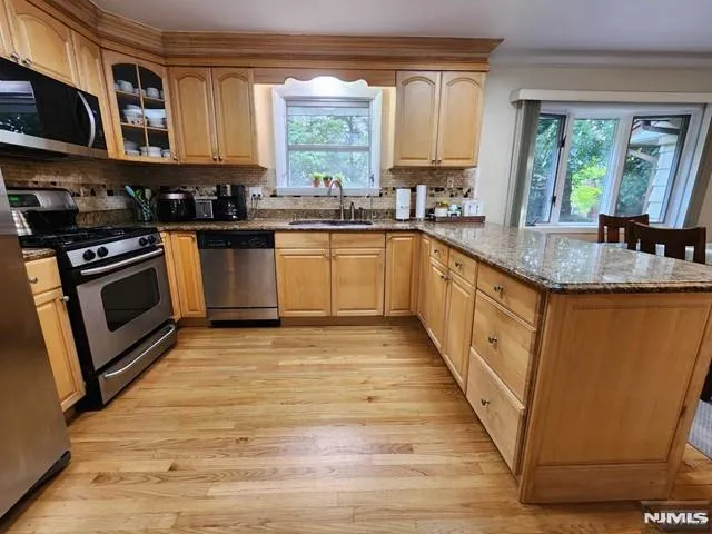 $4,600 | 19 Ruth Lane, Demarest, NJ 07627