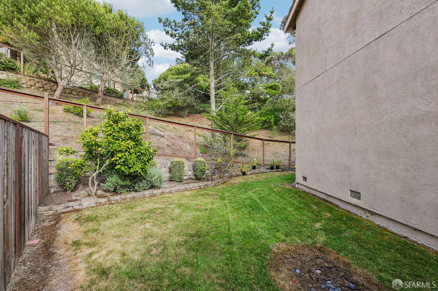 356 View Point Court Pacifica, CA 94044 - Photo 38 of 41