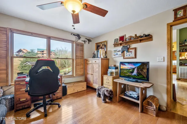 $1,100,000 | 1728 Morning View Lane, Sevierville, TN 37876