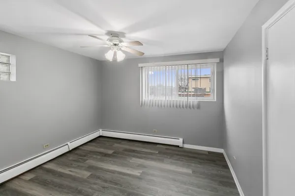 $1,570,000 | 3011 West 87th Street, Evergreen Park, IL 60805