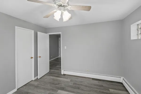 $1,570,000 | 3011 West 87th Street, Evergreen Park, IL 60805