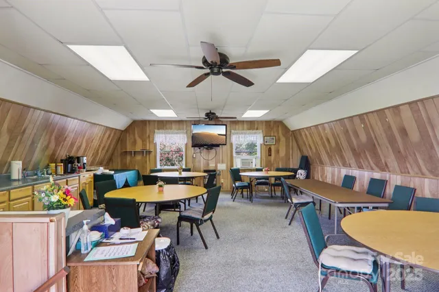 $240,000 | 302 Meadowbrook Court, Hendersonville, NC 28792