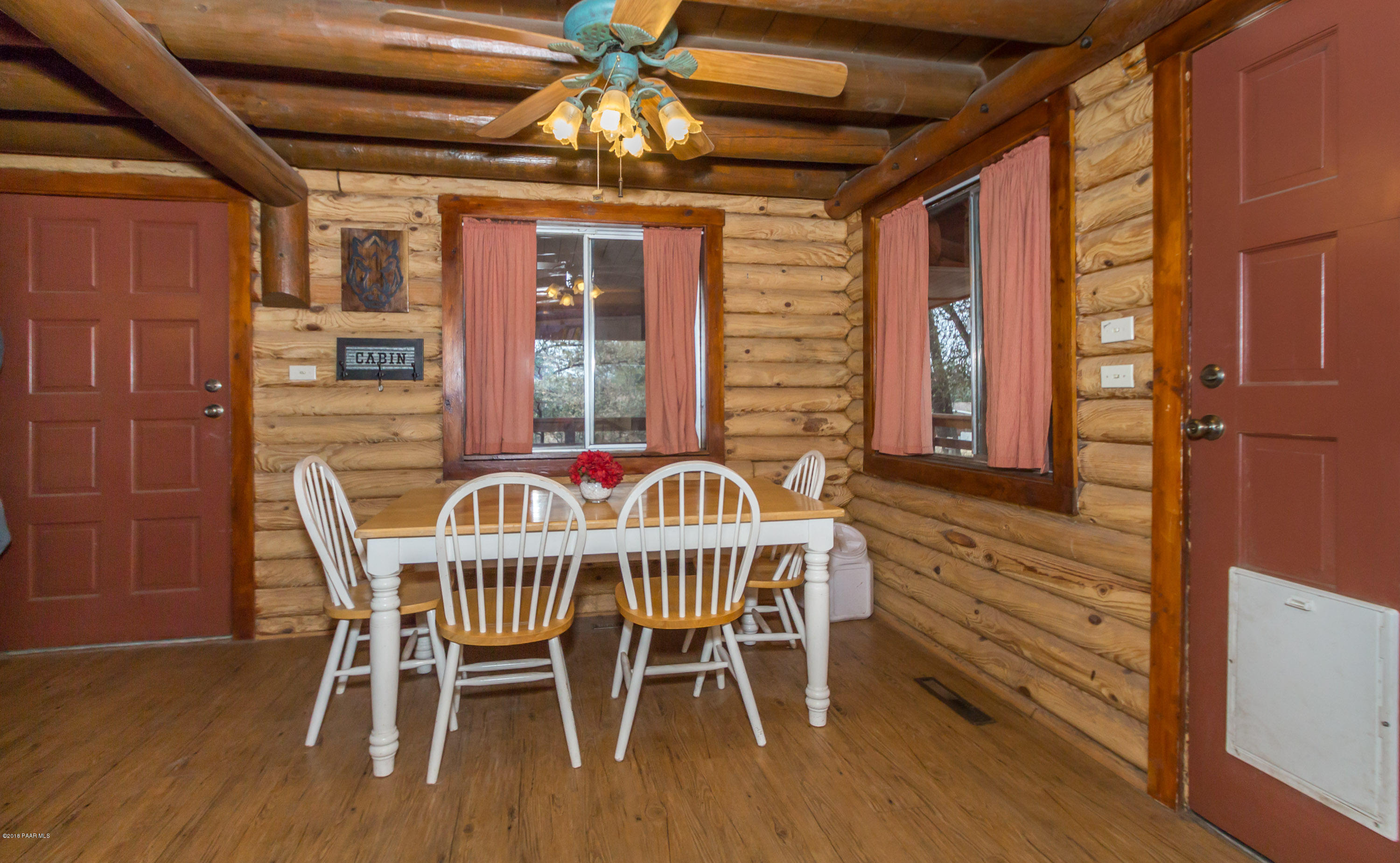 7320 North Spur Road Prescott, AZ 86305 - Photo 11 of 35 Dining Area
