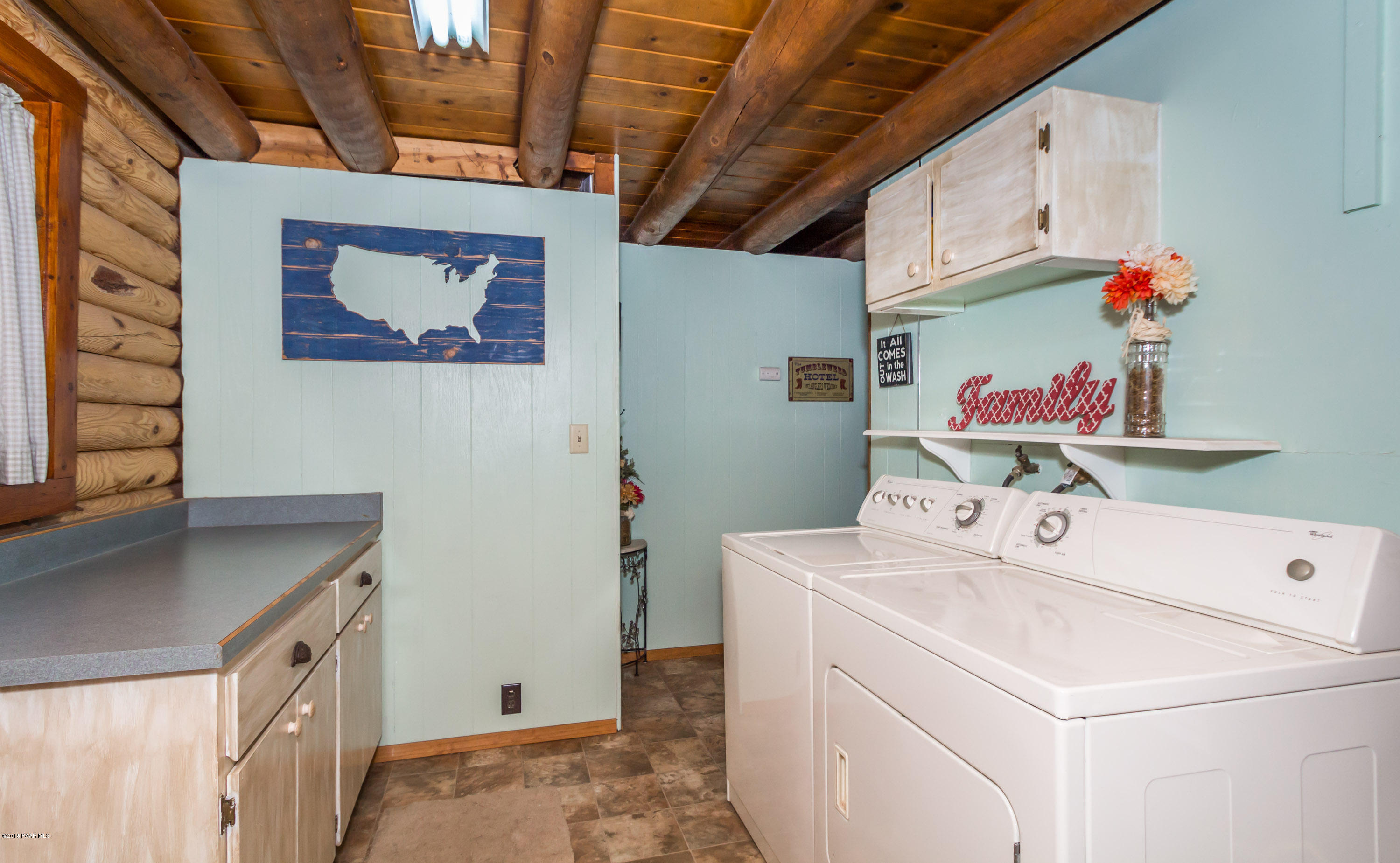 7320 North Spur Road Prescott, AZ 86305 - Photo 26 of 35 Laundry Room