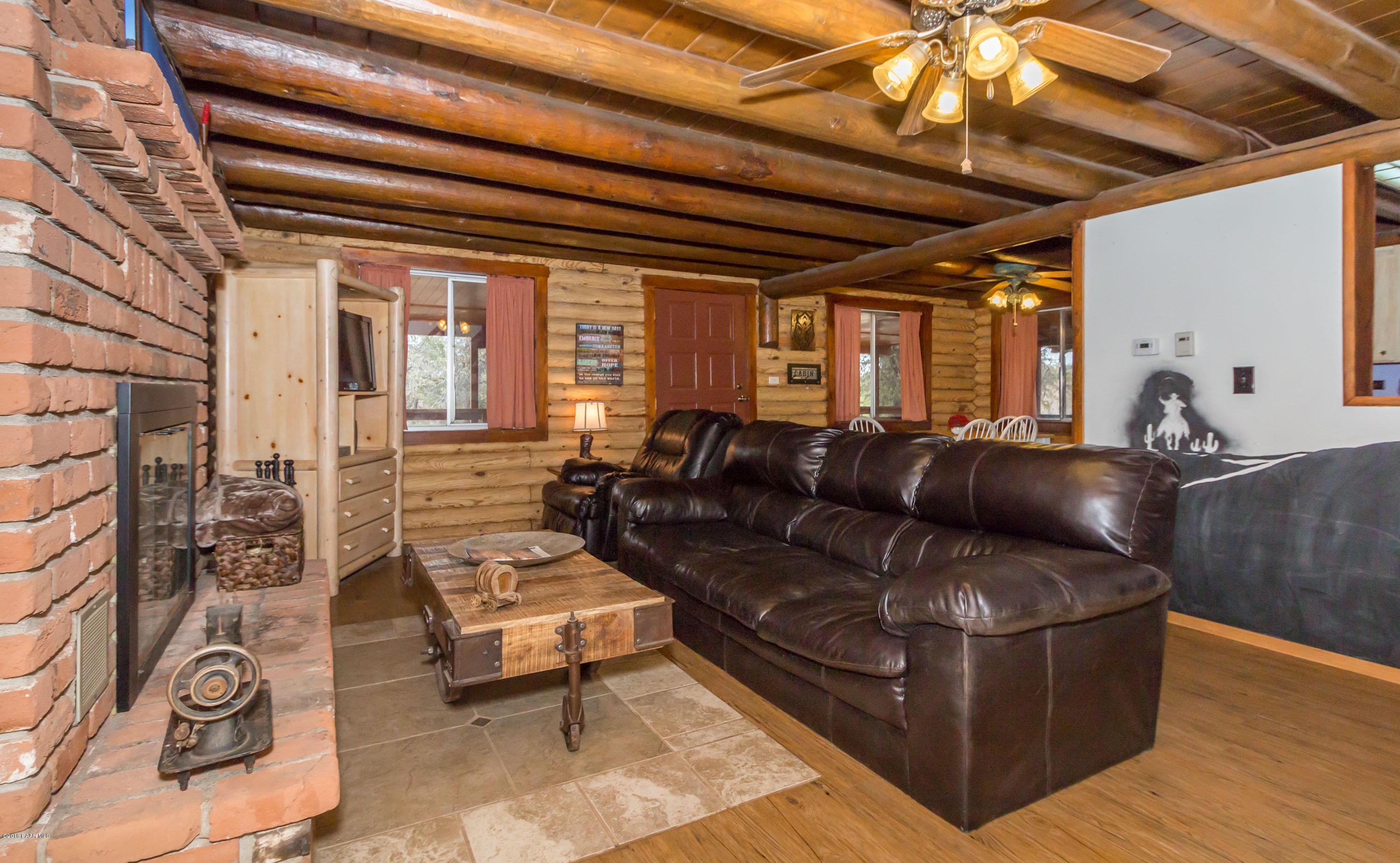 7320 North Spur Road Prescott, AZ 86305 - Photo 6 of 35 Living Room