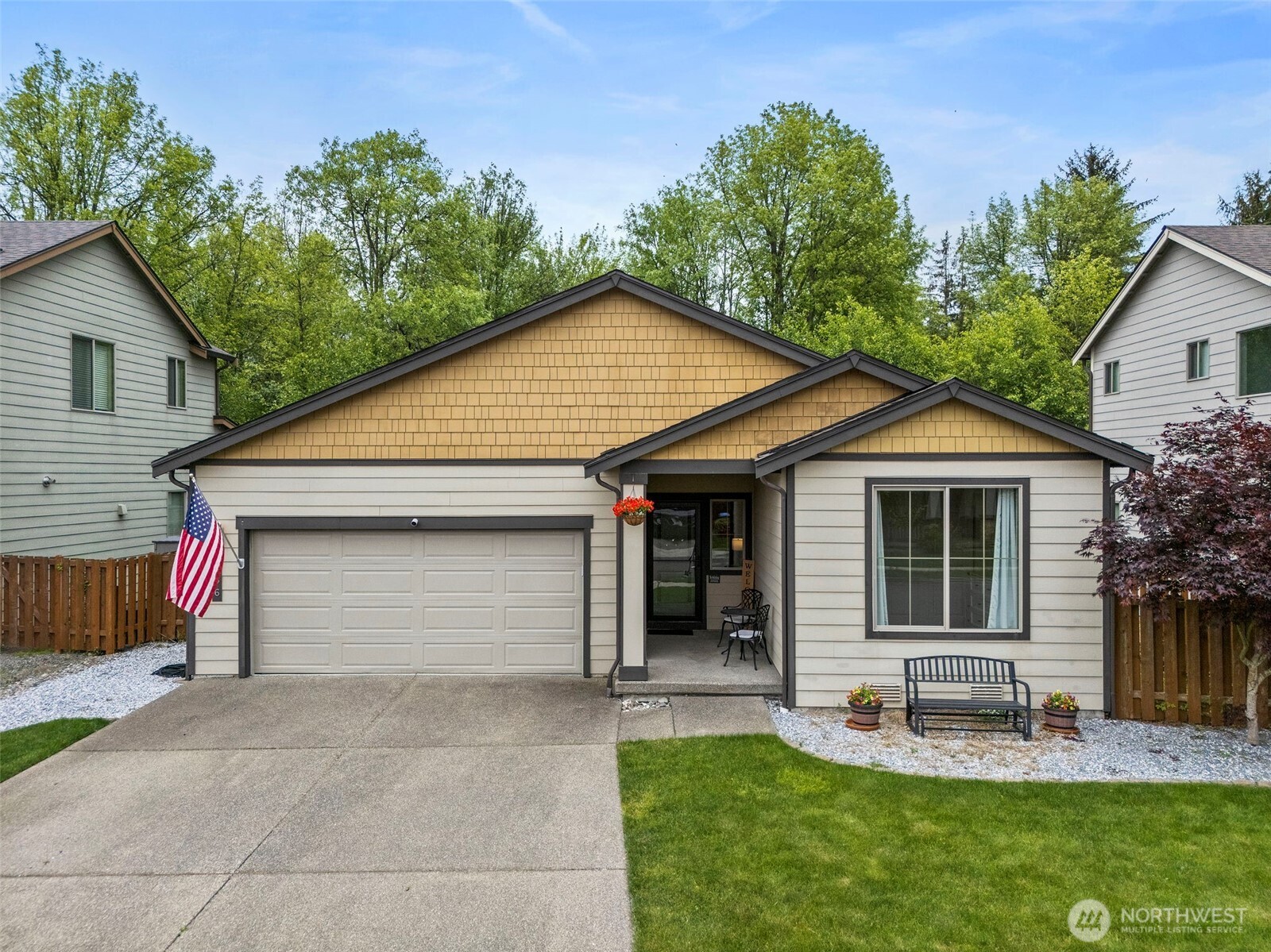 386 Partlon Street Buckley, WA 98321 - Photo 2 of 34