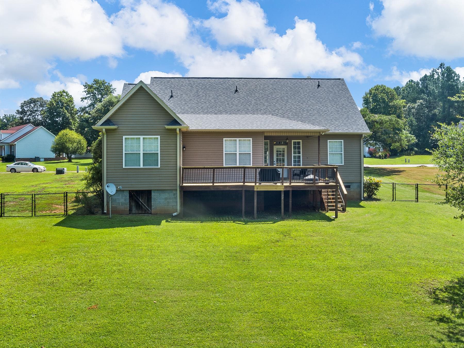 180 Eagle Ridge Drive Chesnee, SC 29323 - Photo 27 of 29 Gallery Image 27