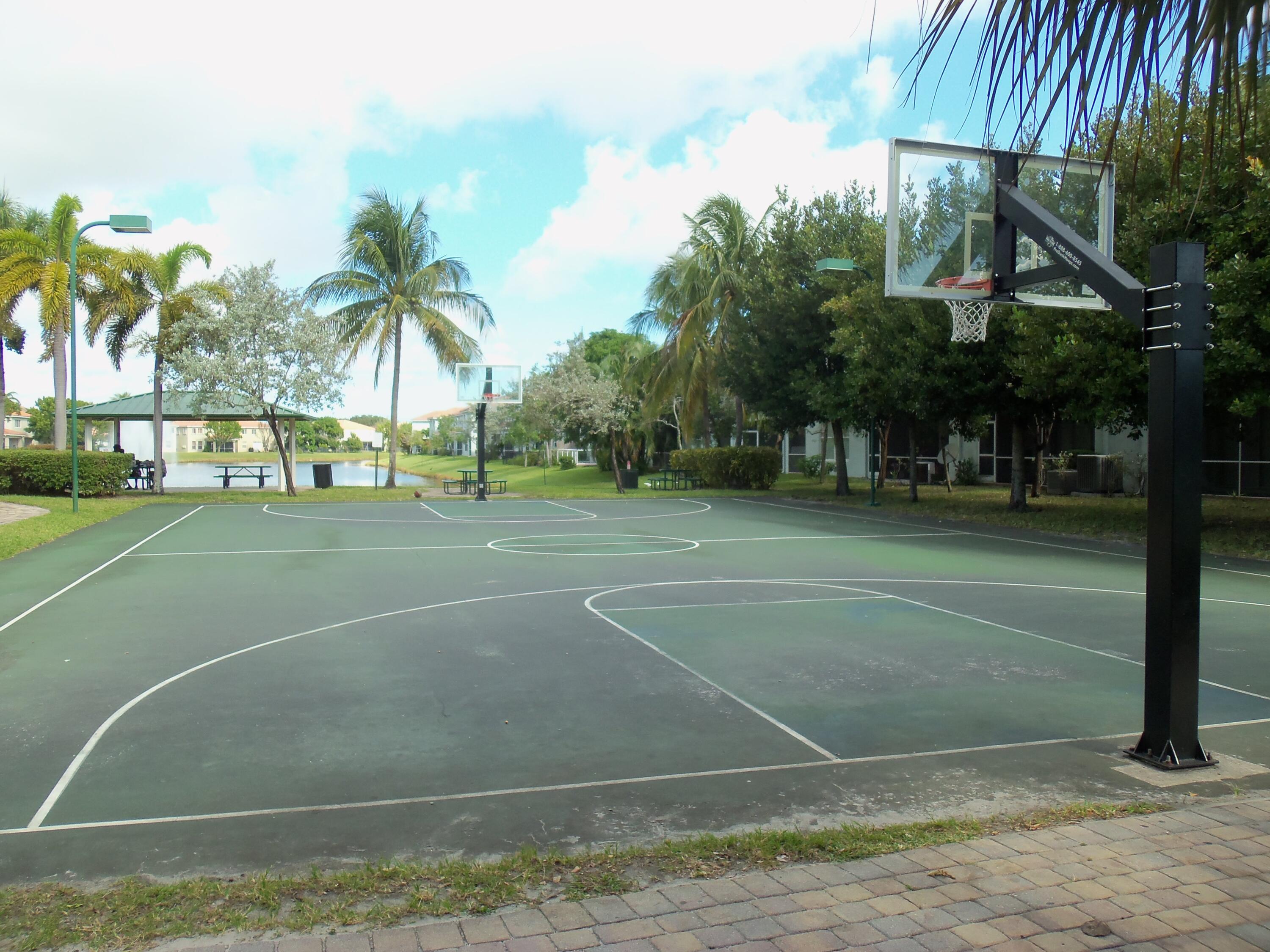 3266 Laurel Ridge Circle Riviera Beach, FL 33404 - Photo 32 of 34 Full court Basketball