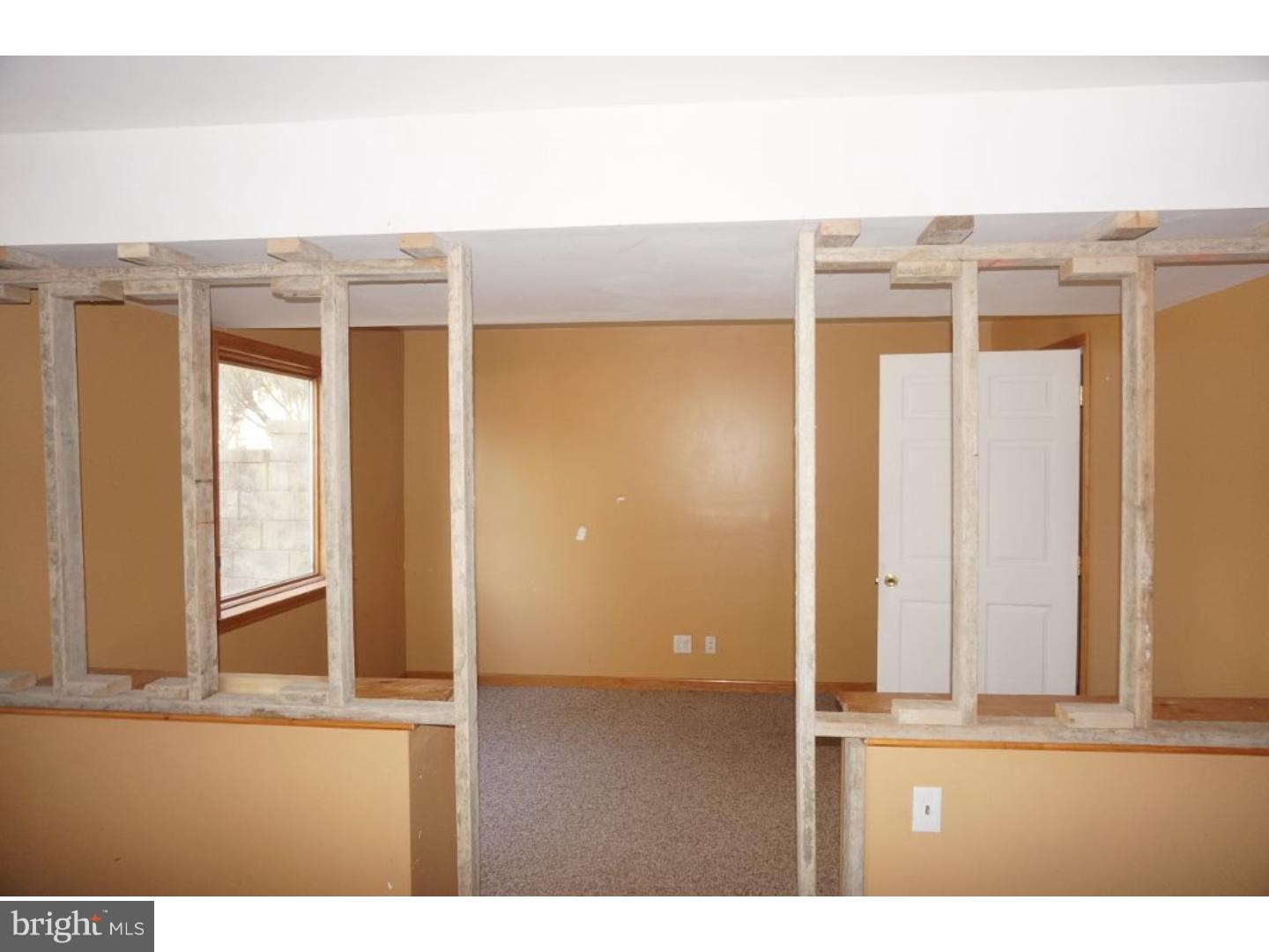 1004 Elverson Road Morgantown, PA 19543 - Photo 8 of 12 Gallery Image 8