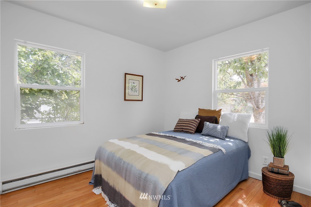 3127 Southwest Roxbury Street Seattle, WA 98126 - Photo 8 of 17 Gallery Image 8