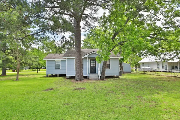 $2,600 | 18419 Buddy Riley Boulevard, Magnolia, TX 77354