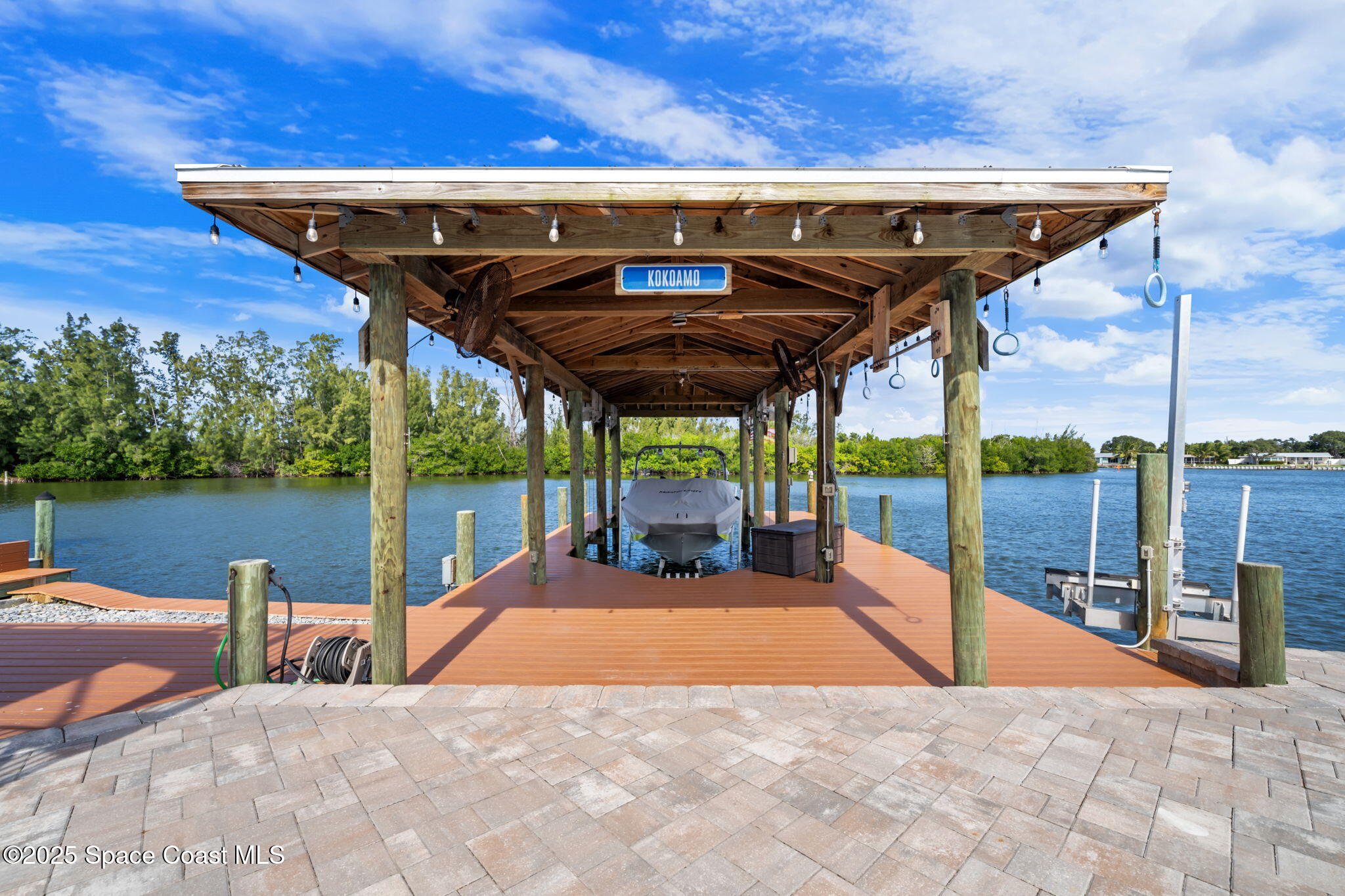 1214 Samar Road Cocoa Beach, FL 32931 - Photo 60 of 83 10,000lb Boatlift