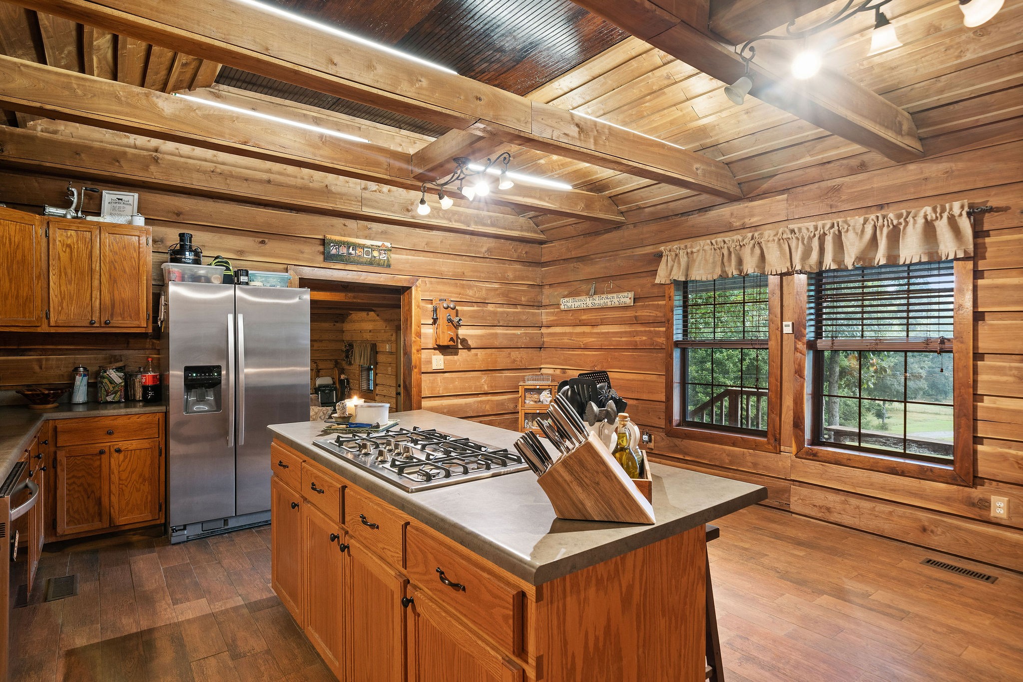 1682 Judy Branch Road McEwen, TN 37101 - Photo 8 of 42 Gallery Image 8