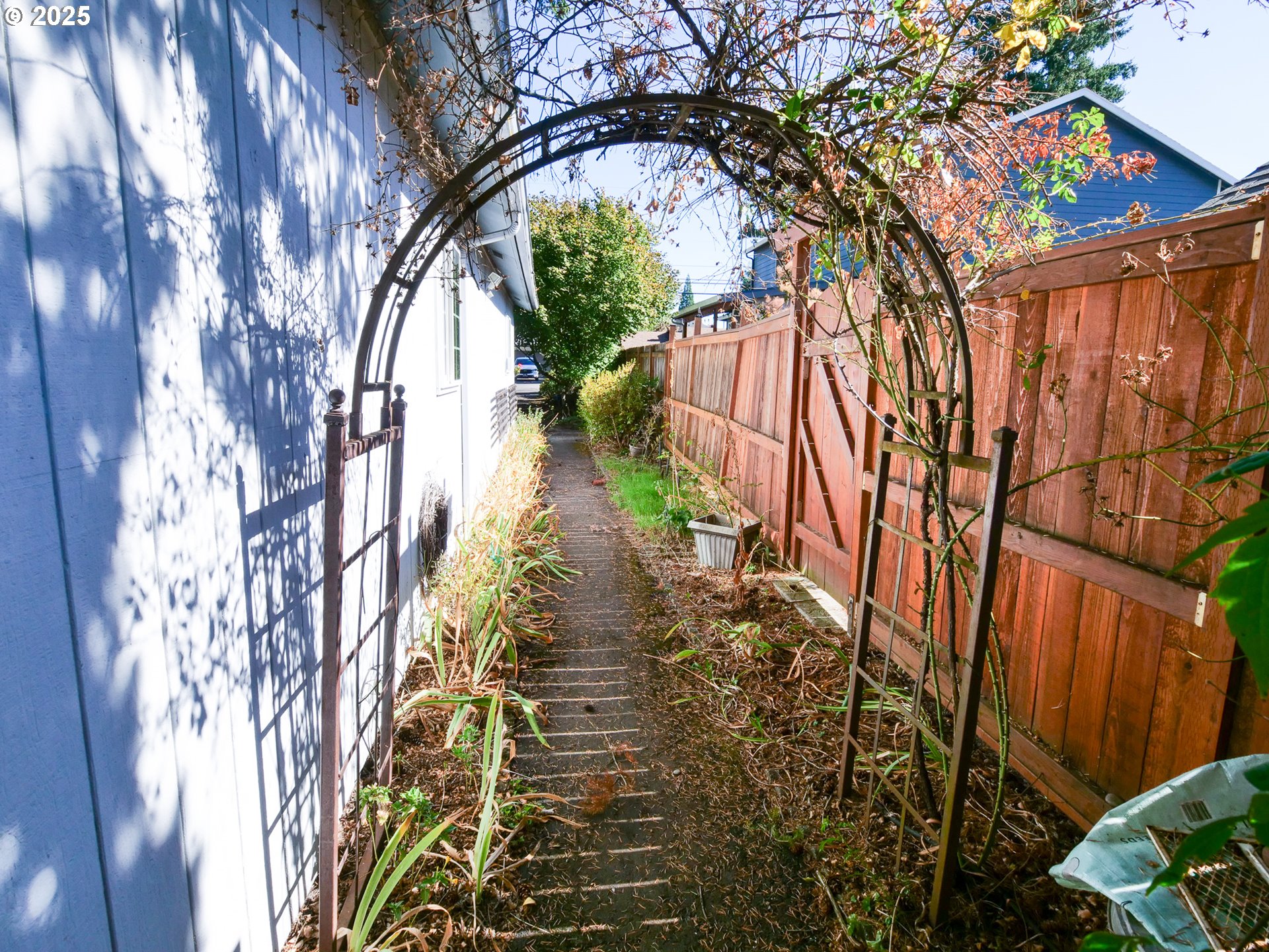 1801 Southeast 176th Avenue Portland, OR 97233 - Photo 34 of 39