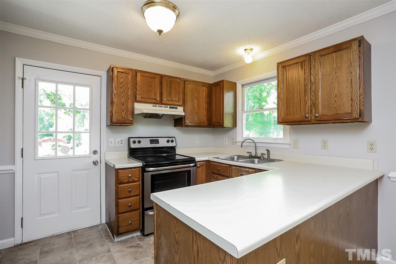2808 Jonesbury Way Raleigh, NC 27604 - Photo 2 of 25