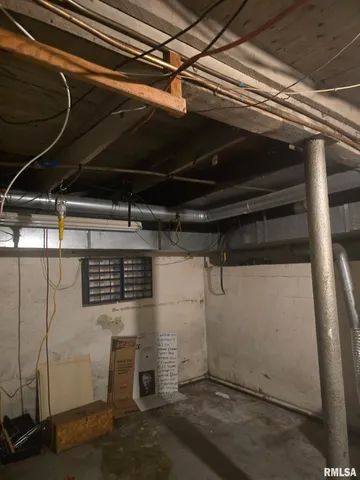 $121,300 | 419 North 21st Street, Herrin, IL 62948